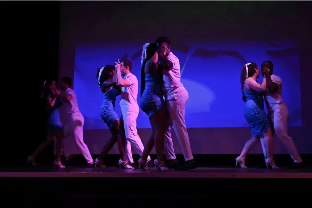 Danser la Kizomba à Paris