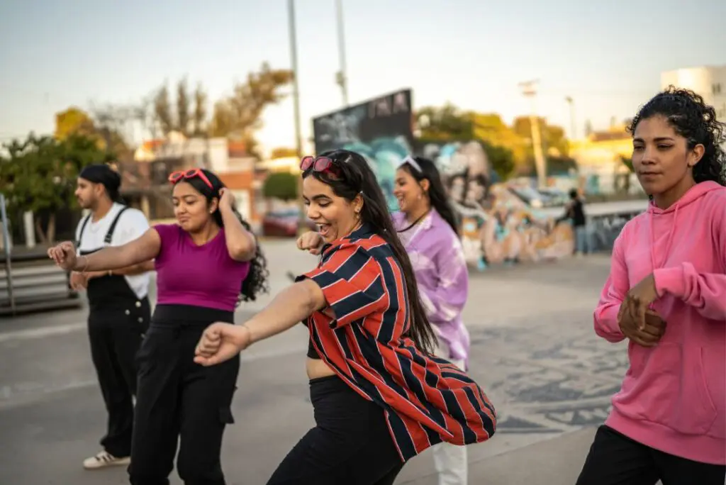Cours de Reggaeton SalsaNueva Paris