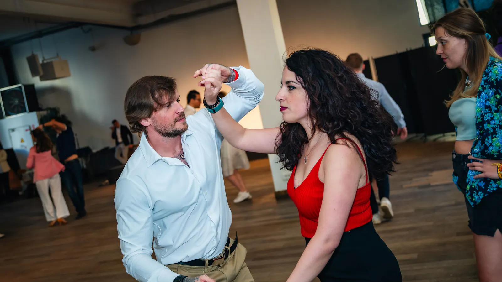 Cours de salsa et danses latines pour adultes à Paris